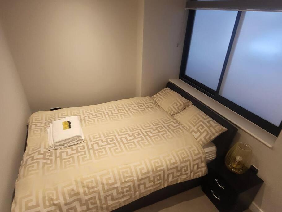 Entire Reigate Apartment Hosted By Pius Exterior photo