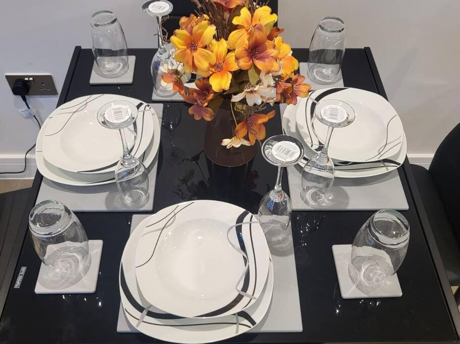 Entire Reigate Apartment Hosted By Pius Exterior photo